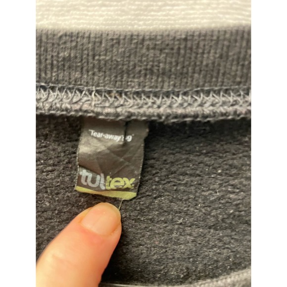 Def Leopard black sweatshirt Pyromania size 21” armpit 23” neck to big ttom - Picture 3 of 7